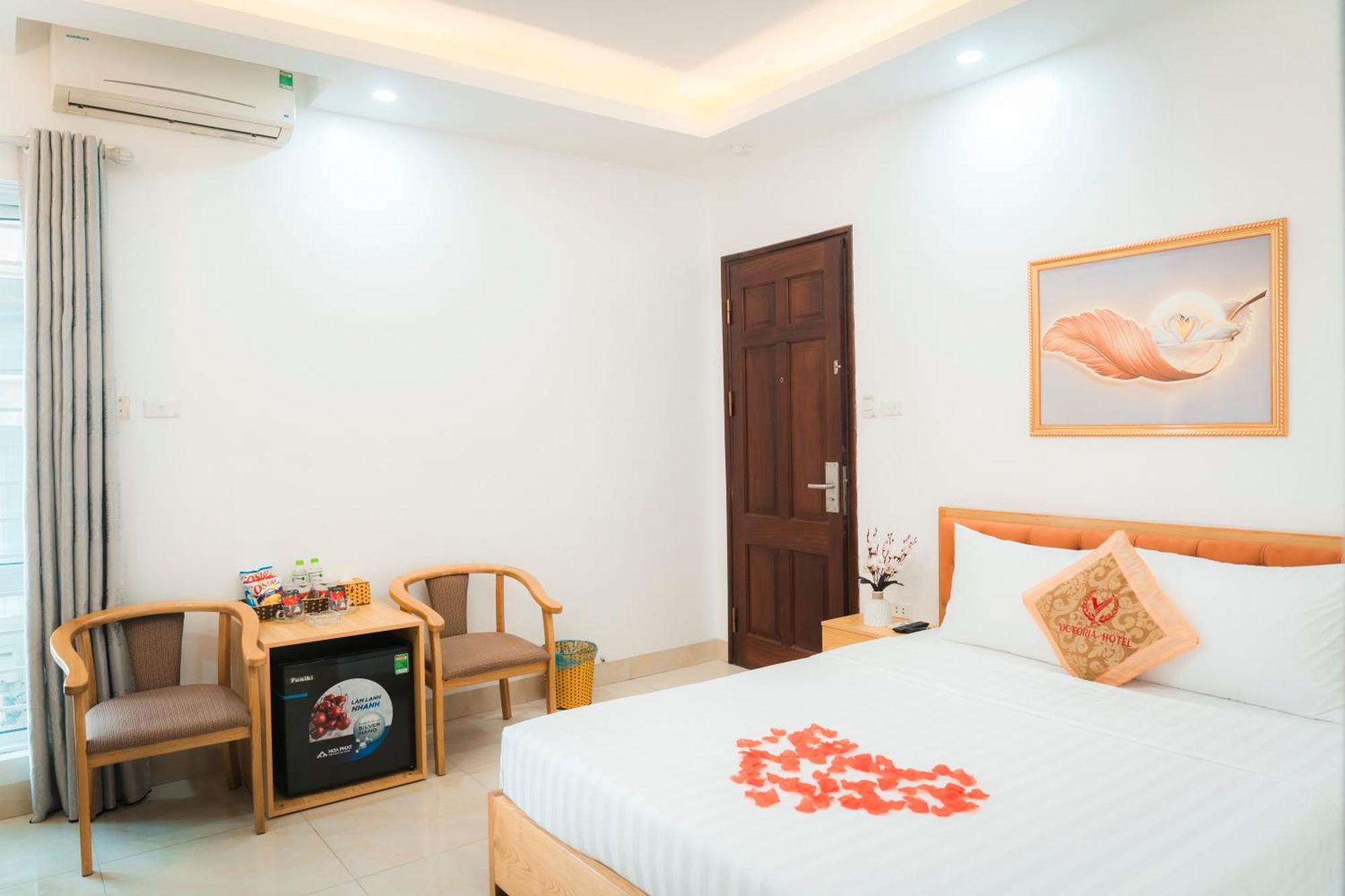 Victoria Hotel Me Tri Hanoi Exterior photo
