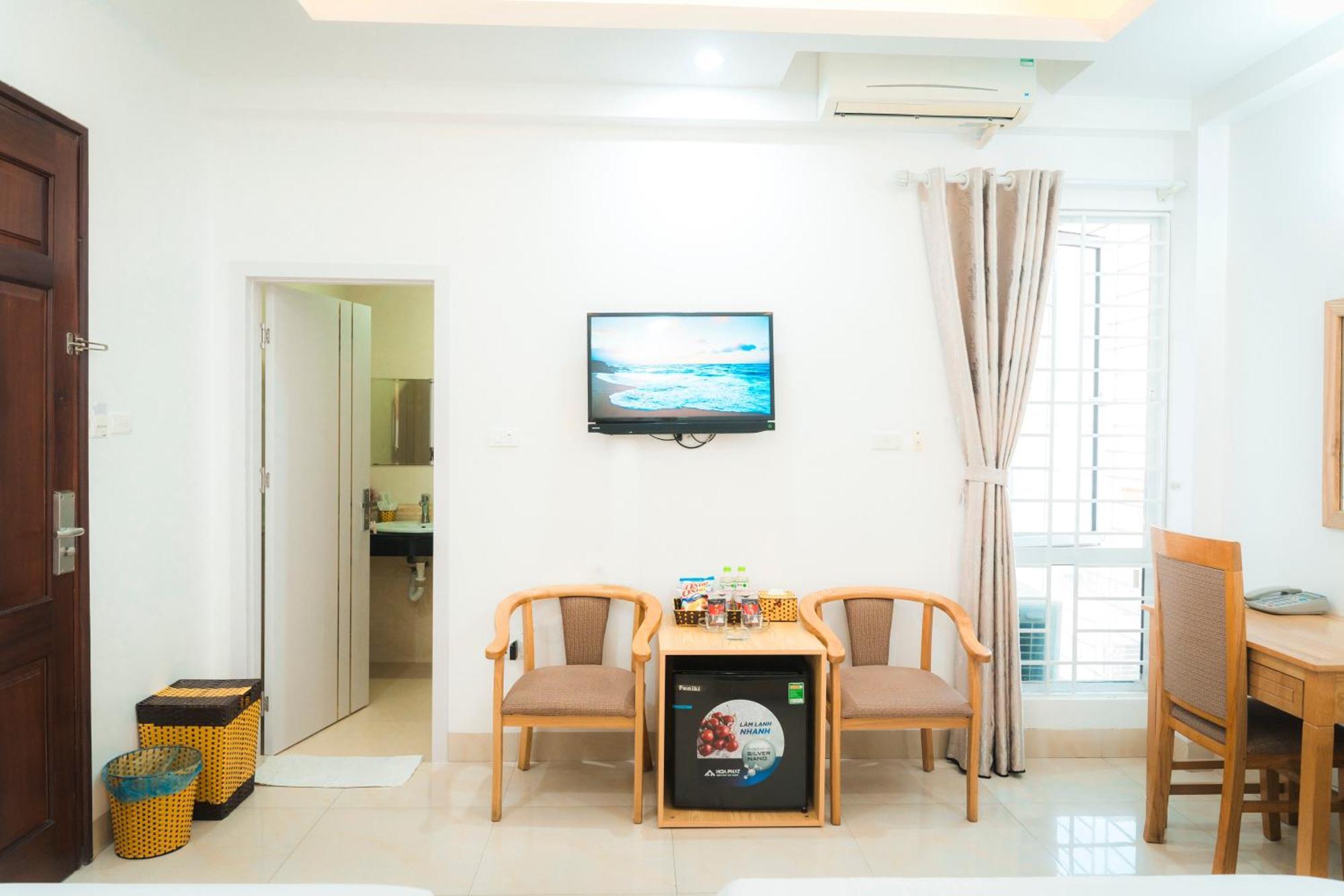 Victoria Hotel Me Tri Hanoi Exterior photo
